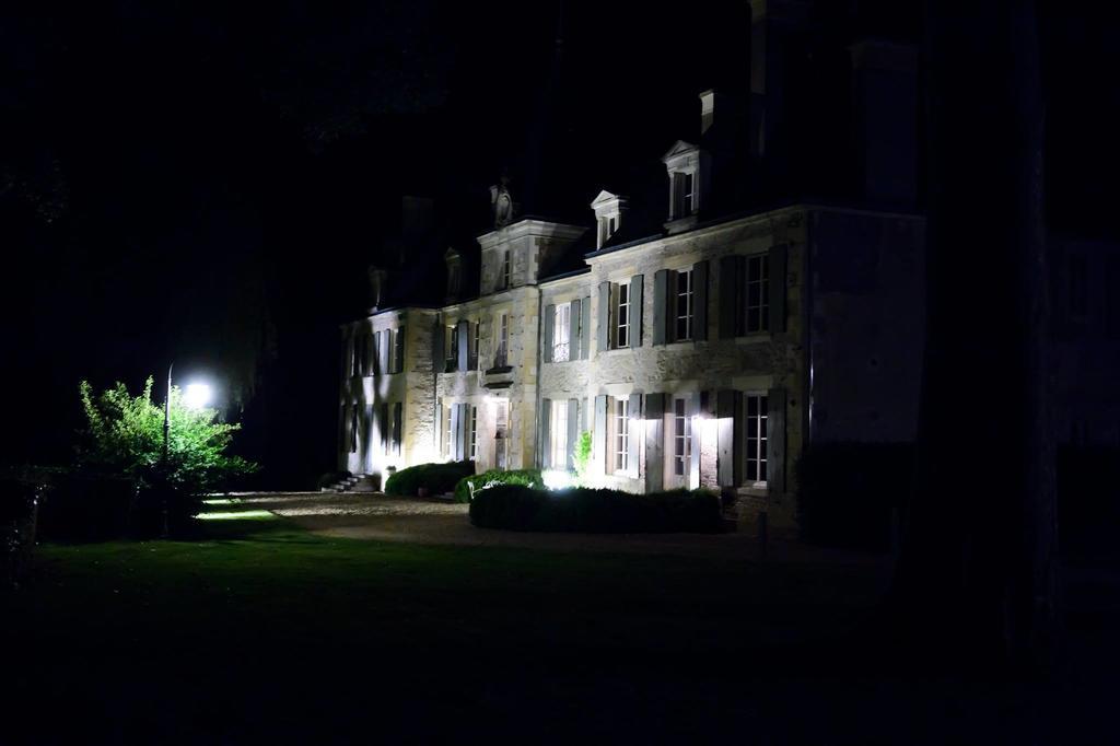 Chateau De Planchevienne Magny-Cours Exterior photo